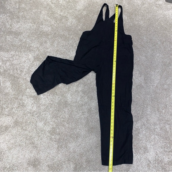 Urban Outfitters Black Overalls Size M Linen Pockets Linen Blend Front Zip - Picture 5 of 8